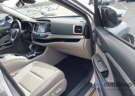 2018 Toyota Highlander Xle from USA, damaged, VIN 5TDJZRFH1JS817410